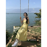 Váy 2 dây Váy trễ vai Váy đi biển Váy cottagecore Đầm dài Váy đeo chéo màu vàng kiểu Pháp dành cho nữ mùa hè Váy dài phong cách mới Váy đi biển