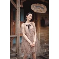 Váy bầu chấm bi