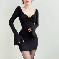 Váy body thun dài tay khuy bươm bướm