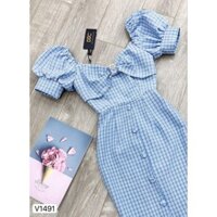 Váy caro xanh lam, cổ vuông khoét tim, tay bồng, điểm cài nơ trước ngực, dáng ôm phù hợp đi chơi dự tiệc V1491