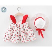 Váy chấm bi cánh bướm