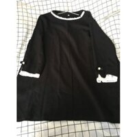 Váy chữ A màu đen, màu đen hàng thiết kế chỉ có 1c duy nhất thoi ạ . Mua về đảm bảo ưng ý luôn ạ mng ...................