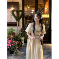 Váy Cộc Tay Thêu Thổ Cẩm Xòe Dáng Dài Babydoll Đáng Yêu