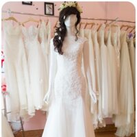 Váy cưới đuôi cá thanh lý