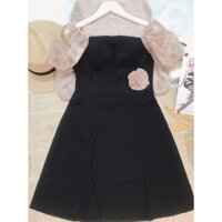 váy đen phối voan