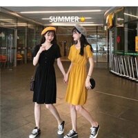 Váy đôi bạn thân xoè đianh cúc vàng