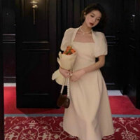 Váy dự tiệc cưới dáng dài đầm màu trắng tay phồng hở lưng 🌺