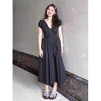 Váy Hè Kiểu Cỡ Lớn Liền Màu Đen Phong Cách Dài Cổ Chữ V Sâu Kiểu Pháp Thon Gọn Chít Eo Cỡ Lớn