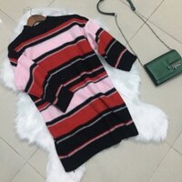 Váy len kẻ sọc ngang