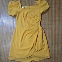 váy liền thân (có quần bên trong )