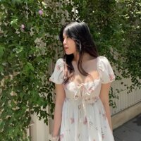 Váy lụa dài ngang gối dáng baby doll tay bồng thắt nơ trước ngực họa tiết hoa nhí hồng ROSIE