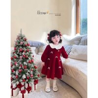 Váy nhung đỏ xếp ly phối cổ (cổ có thể tháo rời) trang trí nơ Beemo cho bé, váy nhung babydoll noel.