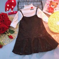 Váy ren đen kèm áo thun gân