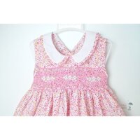 Váy smock hoa nhí cổ bèo trắng
