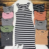 Váy sọc trắng đen