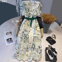 Váy tơ cổ tim hoạ tiết lá xanh rêu kèm thắt lưng QCCC iLLi Collection