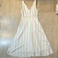 Váy vải thô kẻ sọc pastel