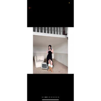 váy xẻ tà clélie ( size S, mình cần pass lại, new 100%)