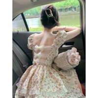 Váy xoè 2 tầng dáng ngắn/Đầm hở lưng đính nơ voan hoạ tiết hoa hồng tay phồng viền bèo