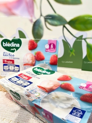 Vỉ 4h sữa chua Bledina vị dâu (6m+)