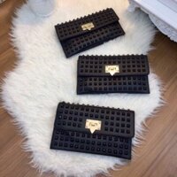 Ví cầm tay nạm đinh