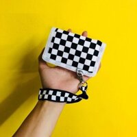 VÍ CHECKERBOARD ĐEN/ TRẮNG