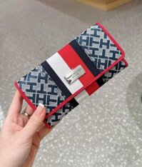 Ví Nữ Tommy Hilfiger Tommy Signature Wallet Black Khaki Canvas Red White Stripes