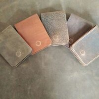 Ví sen da bò thật