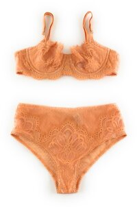 Victoria's Secret Dream Angels Wicked Uplift Bra and Mid-Rise Cheeky Panty Set
