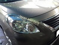 Viền đèn pha Nissan Sunny