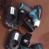 Vit makita TD090DZ , 2pin đóng vỏ Zin , sac china 220v