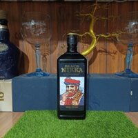 Vỏ chai rượu ngoại Nikka Black 700mL Xuất xứ Nhật Bản mới đẹp 99% trưng bày decor (chai rỗng)