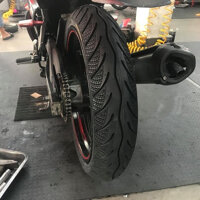 Vỏ Maxxis 110/70-17 gai 3D không ruột cho Exciter