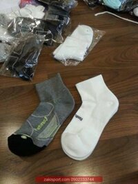 Vớ thể thao Feetures (ngắn cổ ngang)