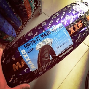 Vỏ Xe Maxxis 100/70-17