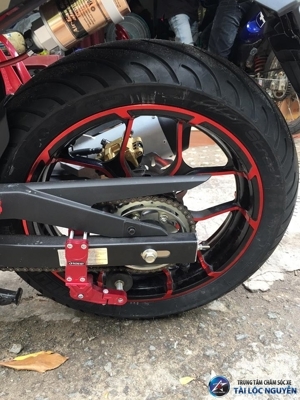 Vỏ xe Michelin Pilot Street 100/80-17