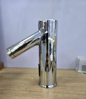 Vòi cảm ứng Miken MKV-2010