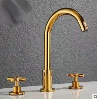 Vòi chậu 3 lỗ tân cổ điển 555 CLEANMAX