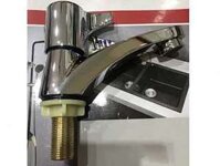 Vòi lavabo lạnh giá rẻ VLB01