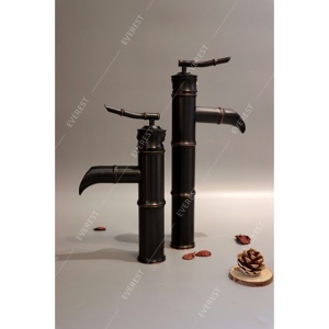 Vòi Rửa đồng đen EV-VĐ25