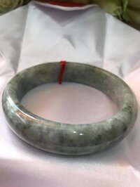 VÒNG CẨM THẠCH NAM BẢN HẸ ĐẬU 62MM MỚI ĐÁ THIÊN NHIÊN MÀU XÁM BÔNG NAM 72KG ĐẾN 88KG ĐEO