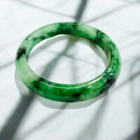 Vòng Cẩm Thạch Vân Sơn Thuỷ Bản Hẹ Lắc Tay Cẩm Thạch Jade Sang Trọng - Ngọc Trai Trường Thịnh