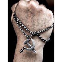 Vòng Cổ Nam Thái Bạc Đỏ Trận Thiệt Hại Hình liềm Búa Mặt Dây Chuyền Thiết Kế Retro Phong Cách Dân Tộc Huy Hiệu Logo Hợp Thời Trang Tất Cả Trận Đấu Boutique Mặt Dây Chuyền Vòng Cổ