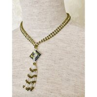 Vòng cổ pha lê Swarovski kiểu dây tơ hồng.