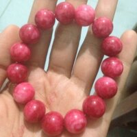 Vòng đá hồng 12 ly cho mệnh Hoả và Thổ