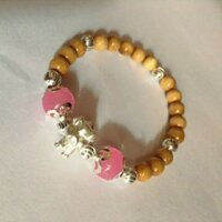 Vòng dâu tằm tuổi heo