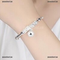 Vòng đeo tay bạc có chuông cổ điển