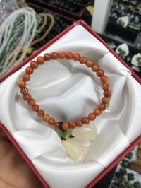 Vòng đeo tay, lắc tay mix phụ kiện phong thủy đá ngọc cẩm thạch huyết - Mẫu 2