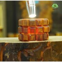 Vòng gỗ Hoàng Đàn Tuyết Lạng Sơn bản lách vuông cận chìm, thấu quang MỘC AN NHIÊN