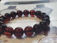 Vòng Hổ phách - Huyết phách